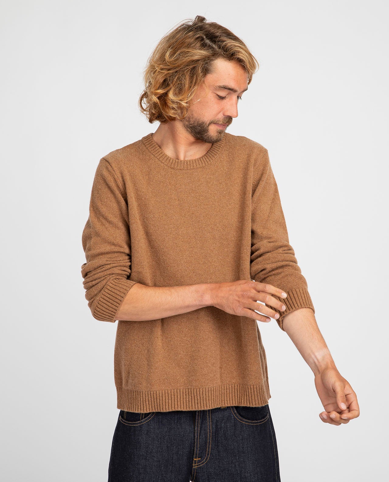marché commun organic basics pull homme laine mérinos recyclée éco-responsable éthique bleu camel