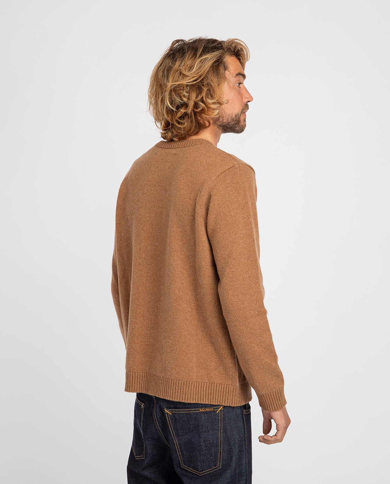 marché commun organic basics pull homme laine mérinos recyclée éco-responsable éthique camel