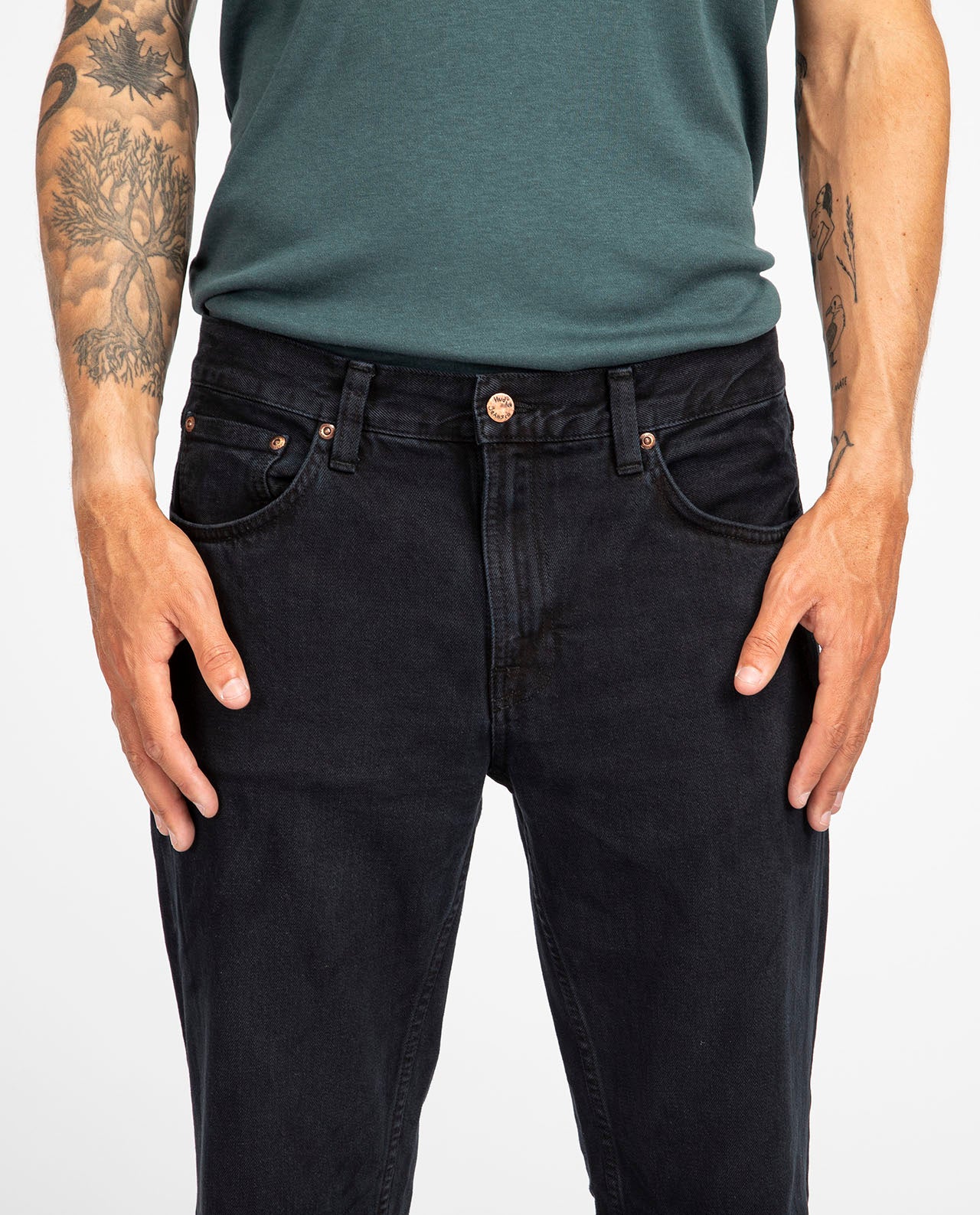 Marché Commun Jean noir en coton bio Gritty Jackson Black Forest Nudie Jeans
