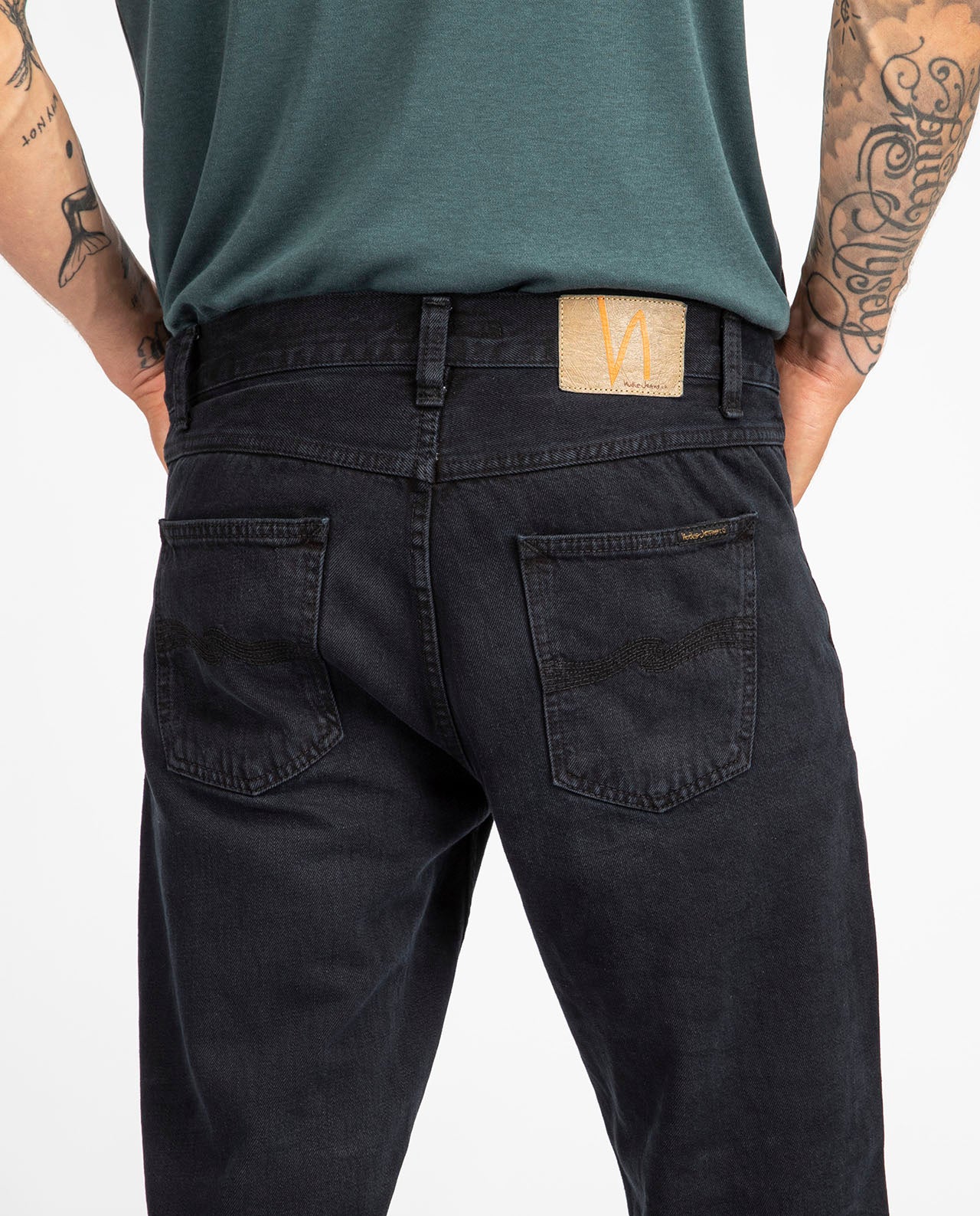 Marché Commun Jean noir en coton bio Gritty Jackson Black Forest Nudie Jeans