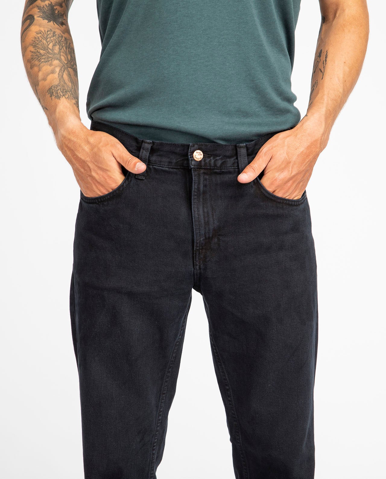 Marché Commun Jean noir en coton bio Gritty Jackson Black Forest Nudie Jeans