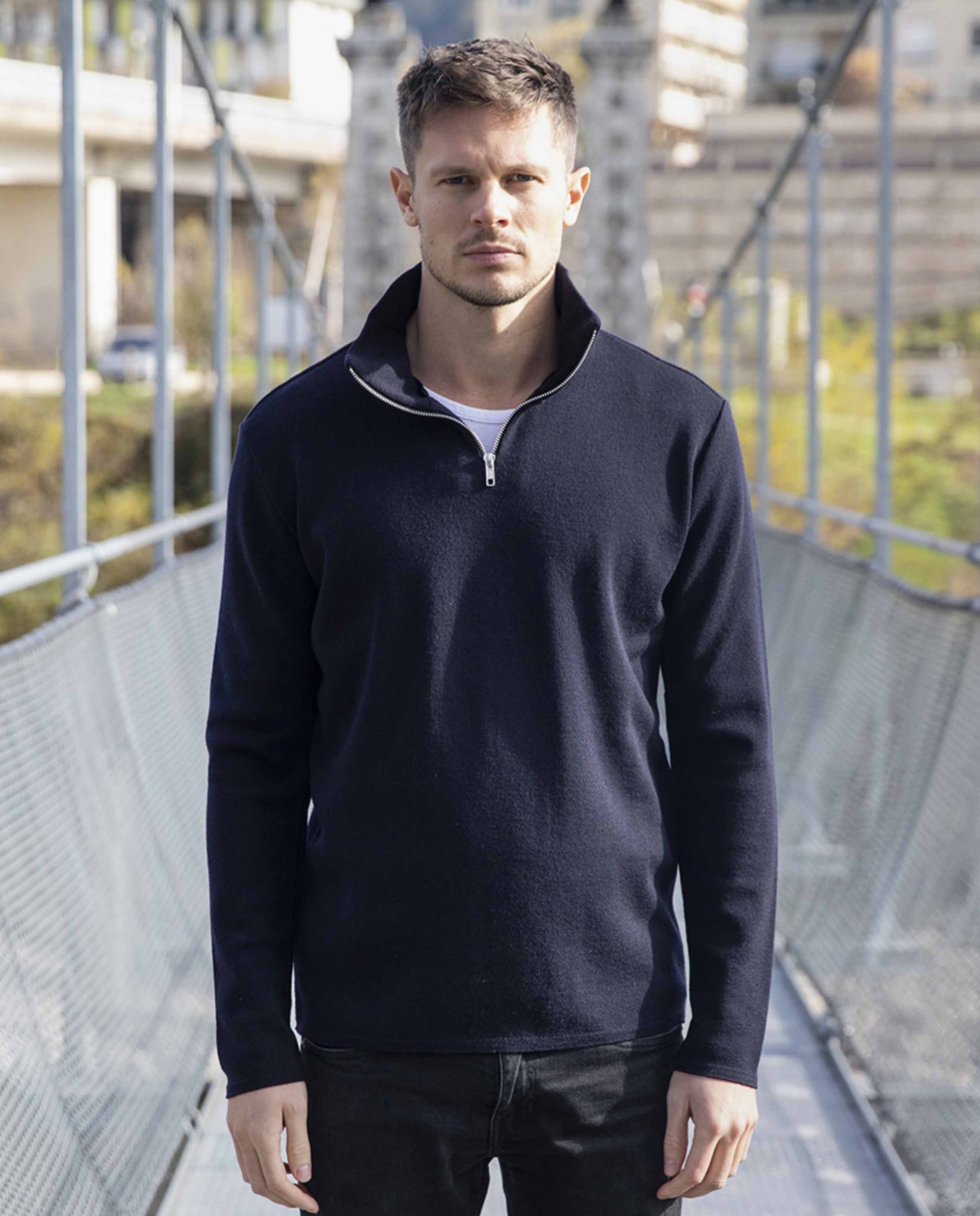 marché commun cabane pull camioneur laine mérinos extra fine homme éthique fabriqué en france bleu marine
