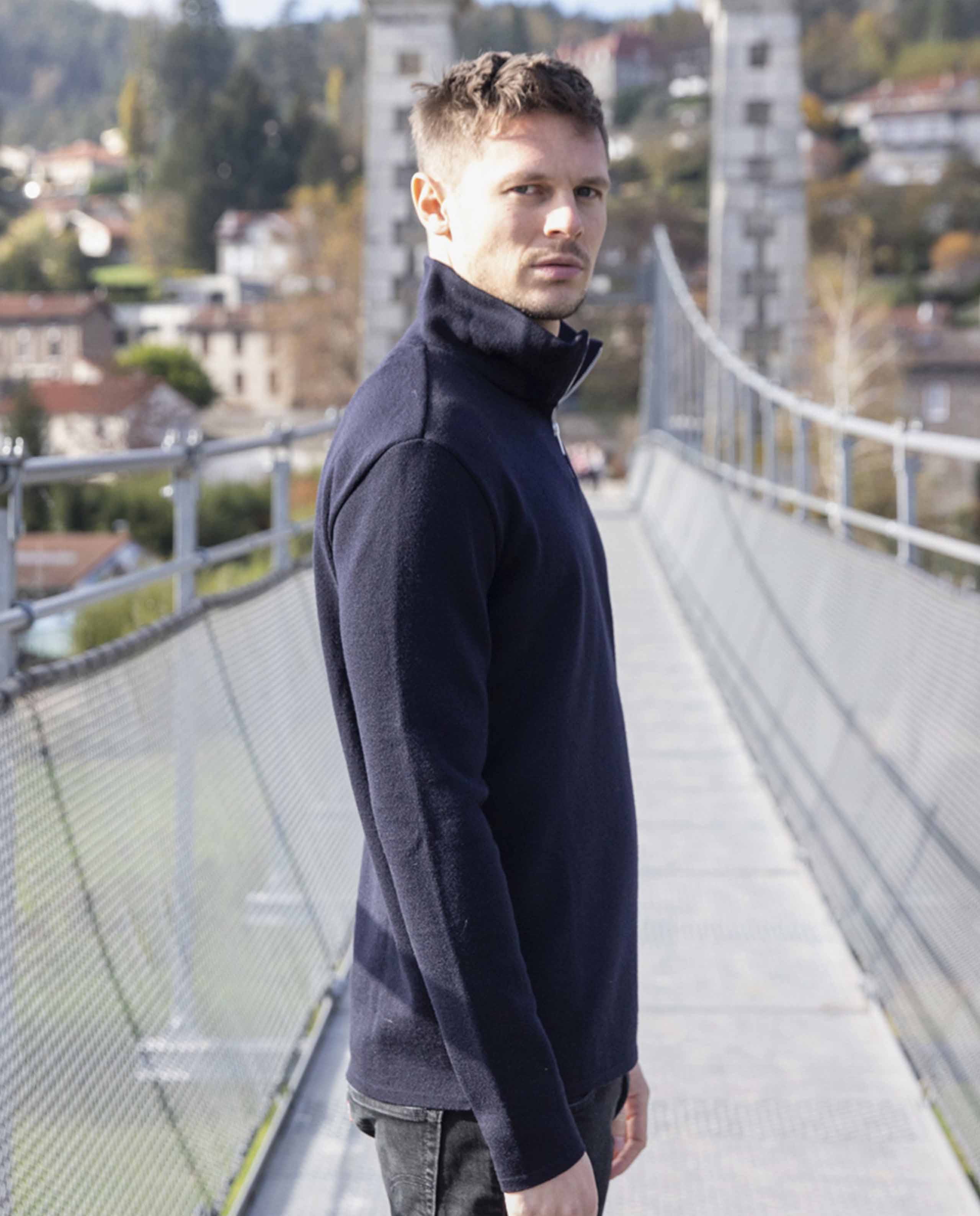 marché commun cabane pull camioneur laine mérinos extra fine homme éthique fabriqué en france bleu marine