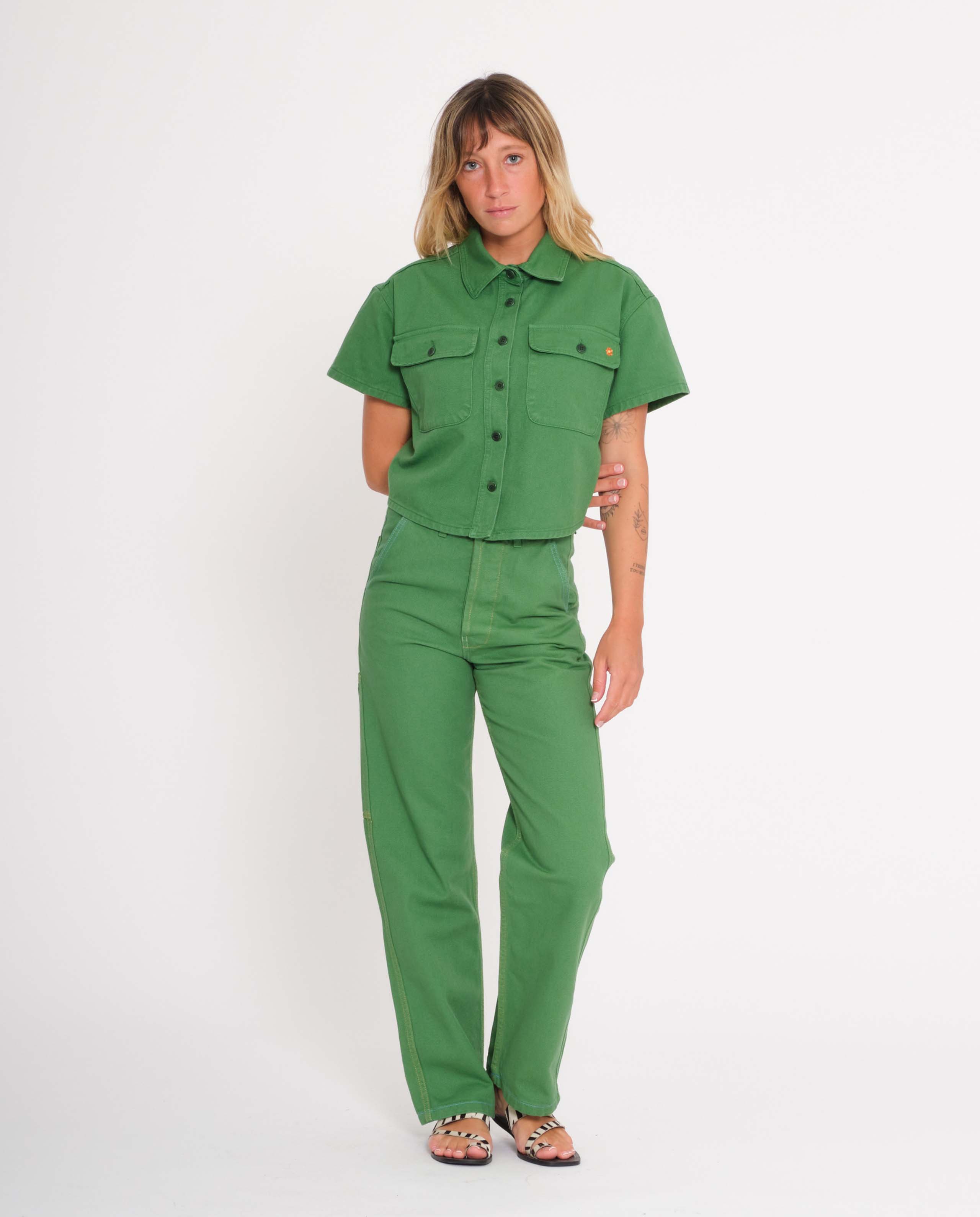 marché commun graine femme pantalon workwear travail coton biologique surpiqûres vert gazon