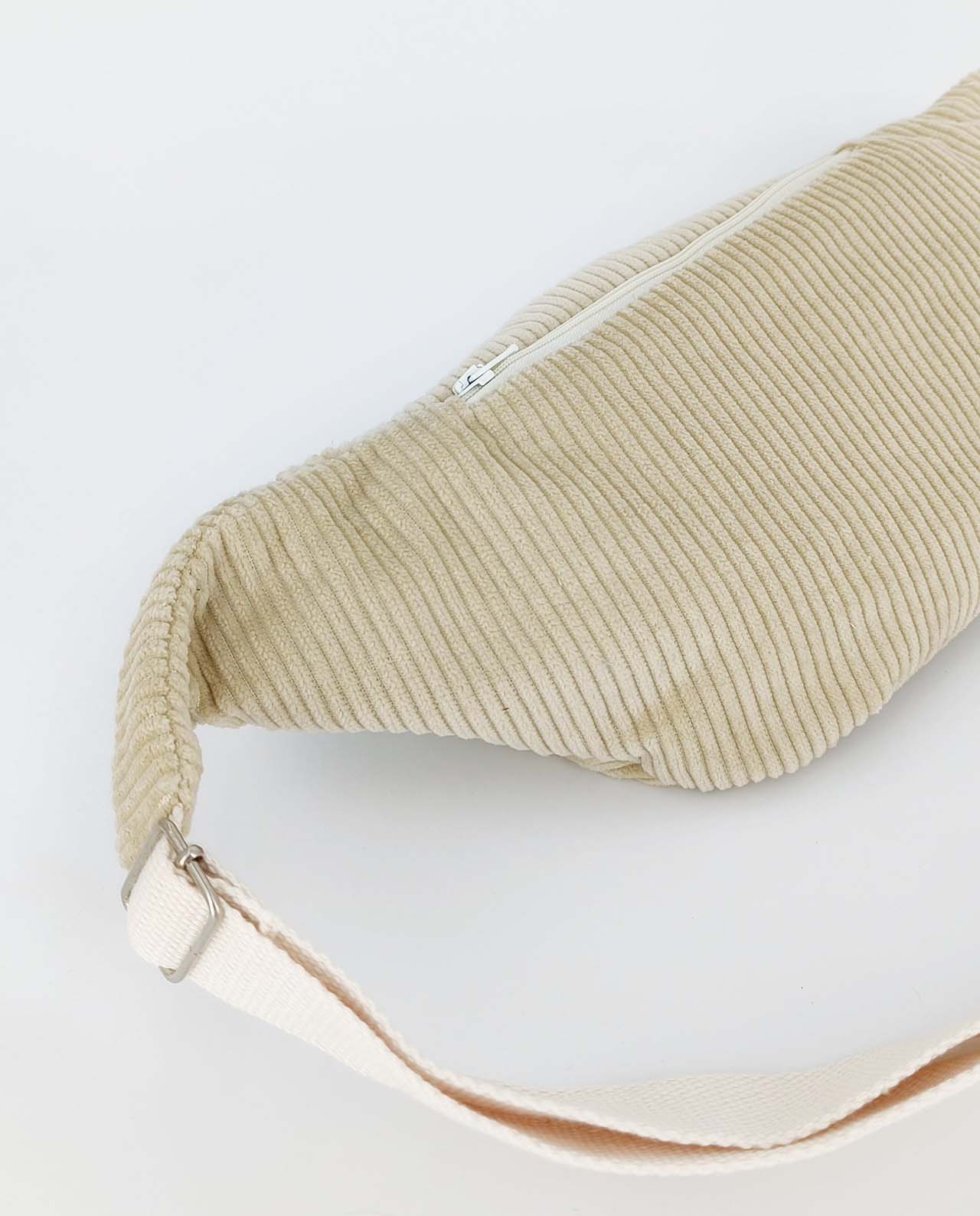 marché commun homonoia banane upcyclée velours côtelé beige