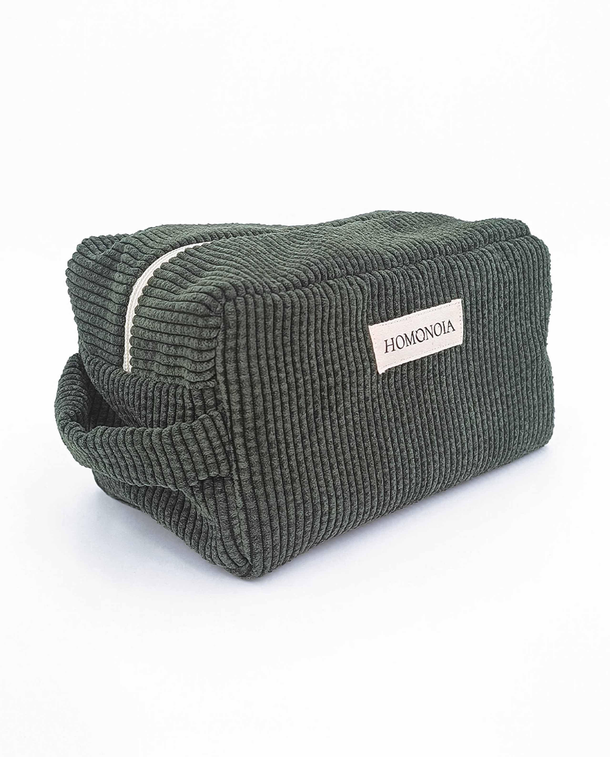 Trousse de toilette en velours upcyclé