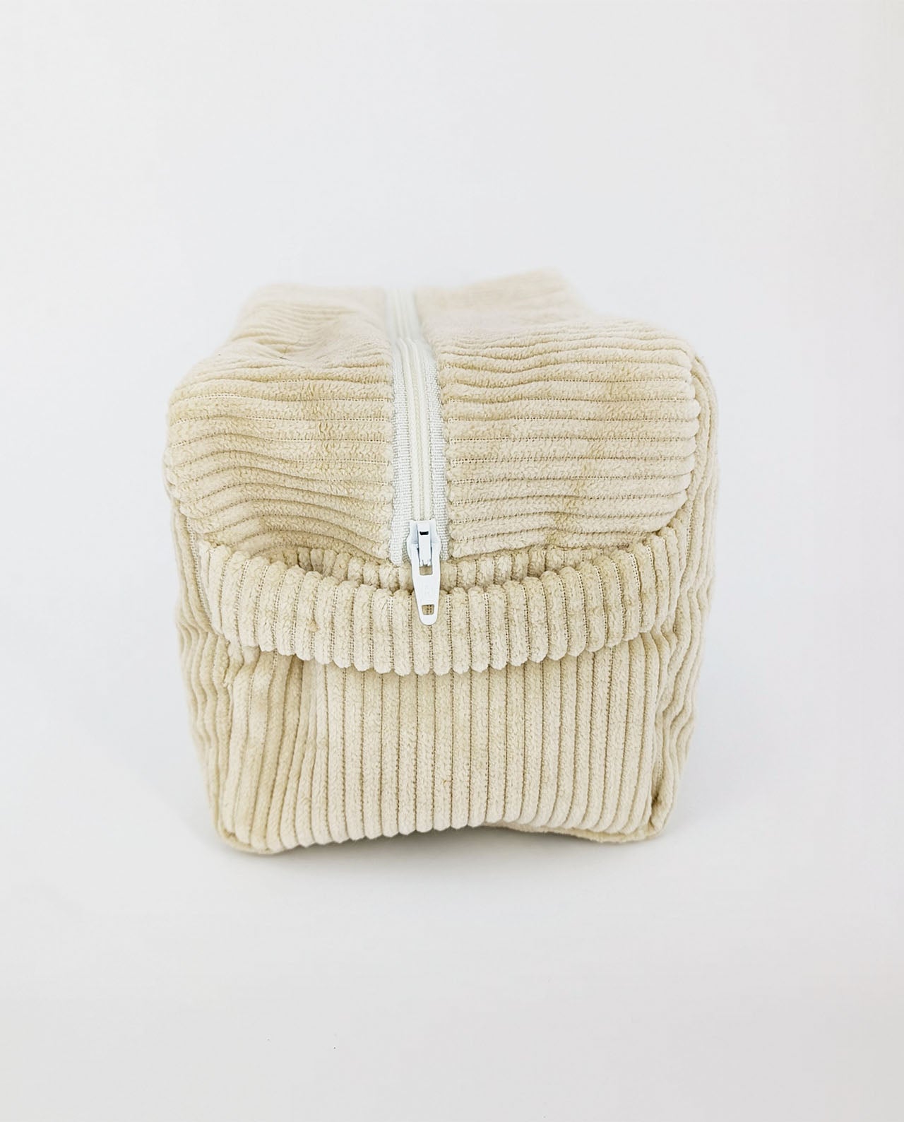 marché commun homonoia trousse de toilette éco-responsable éthique velours upcyclé beige