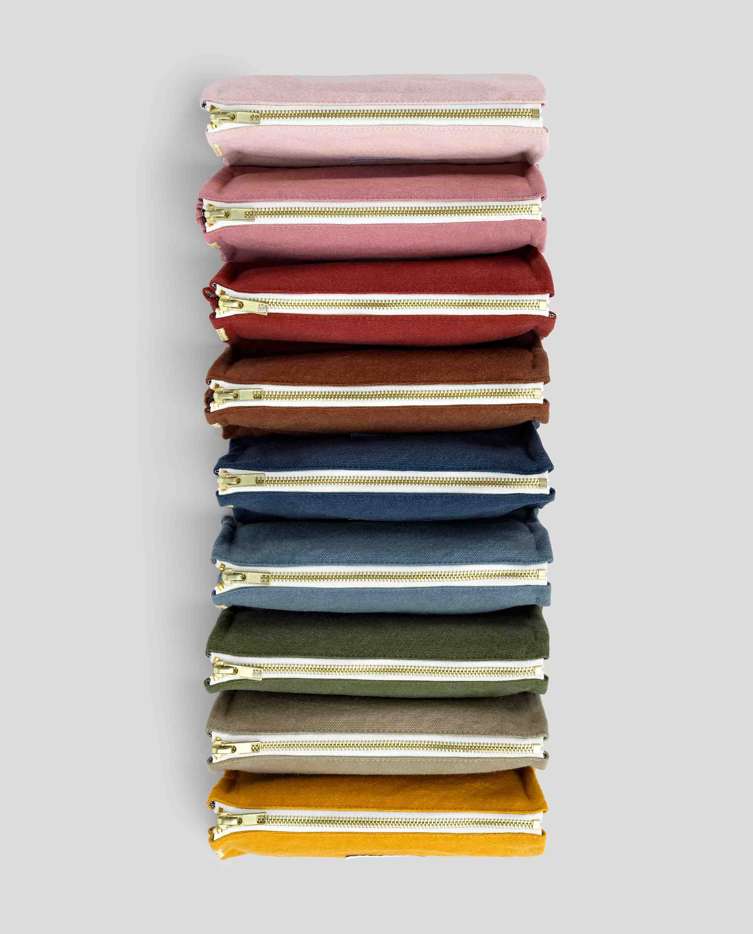 marché commun les pensionnaires trousse crayons pinceaux coton bio jaune safran