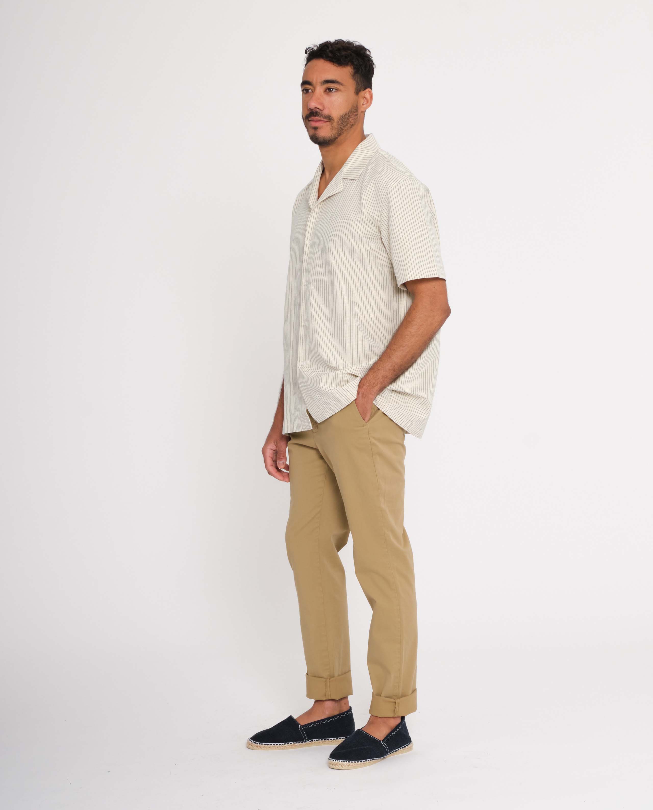 marché commun loreak mendian homme pantalon chino coton biologique beige