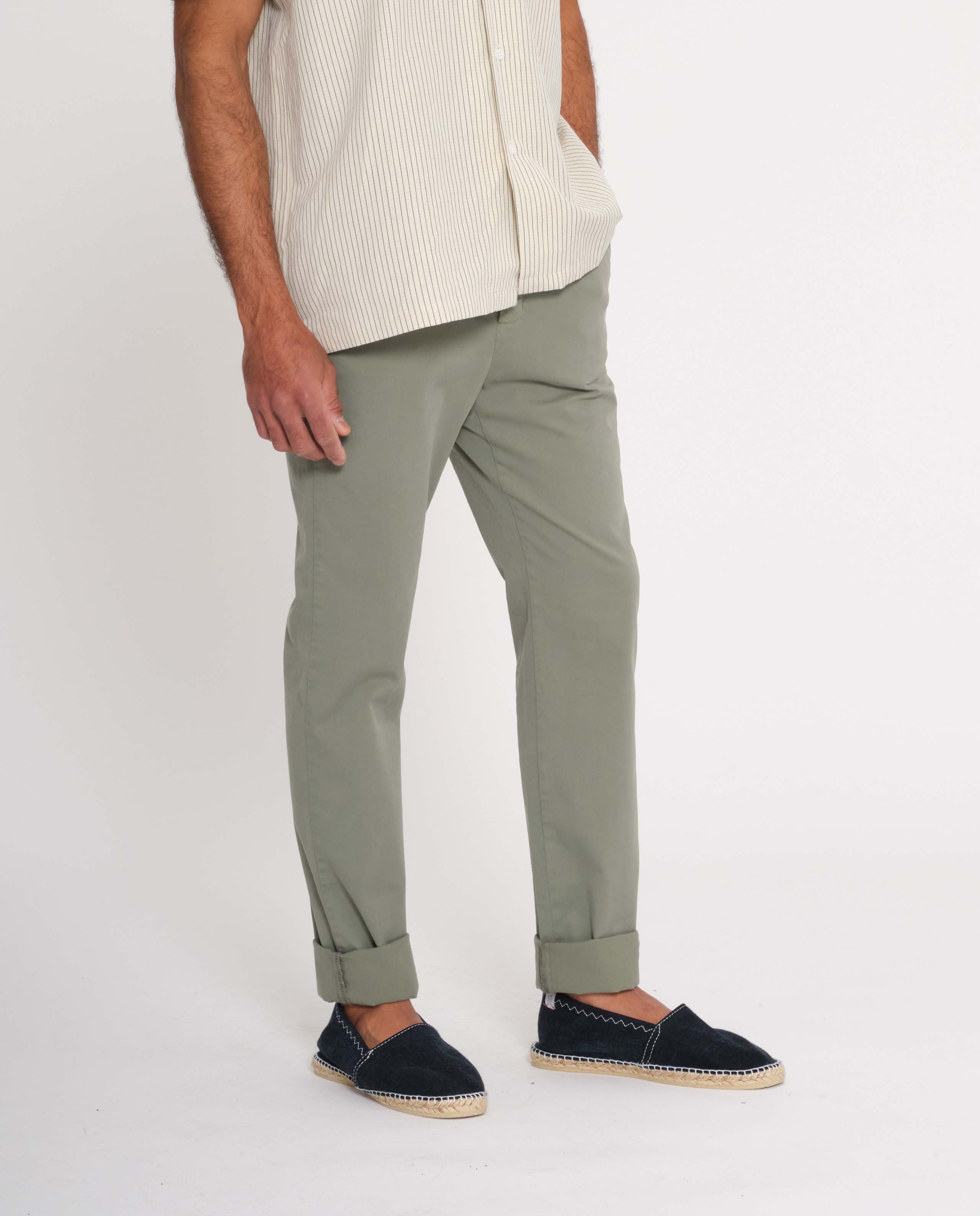 marché commun loreak mendian homme pantalon chino coton biologique kaki