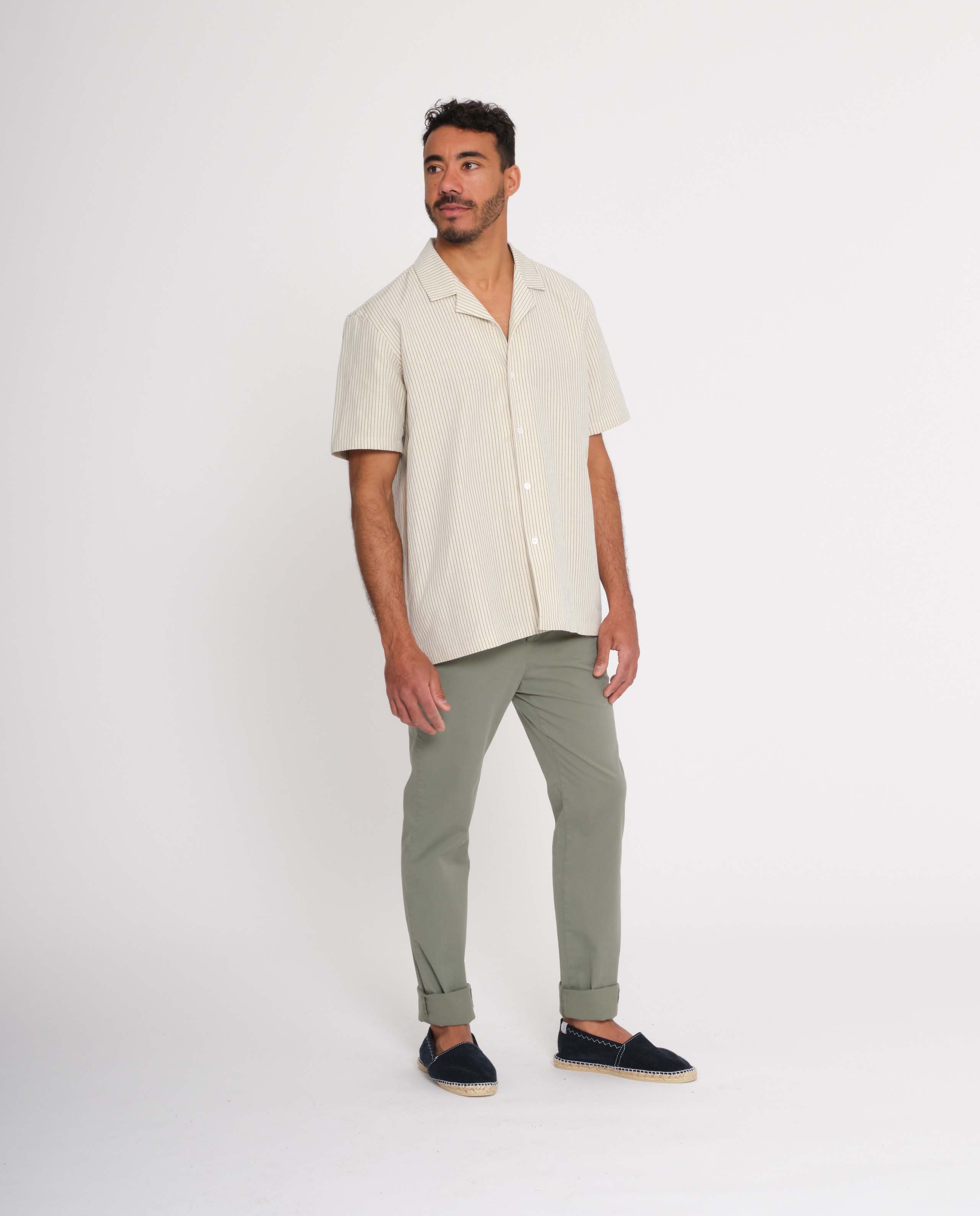 marché commun loreak mendian homme pantalon chino coton biologique kaki