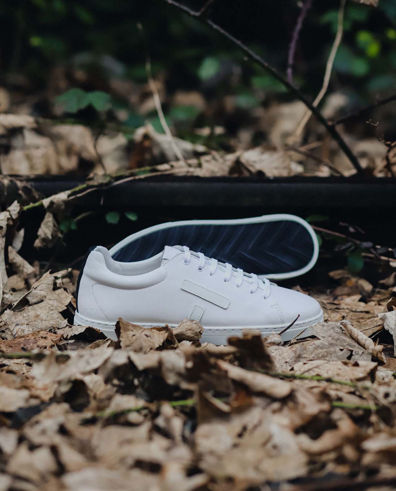 marché commun ota baskets kelwood blanches cuir vachette et pneus recyclés éco-responsables éthiques homme blanc