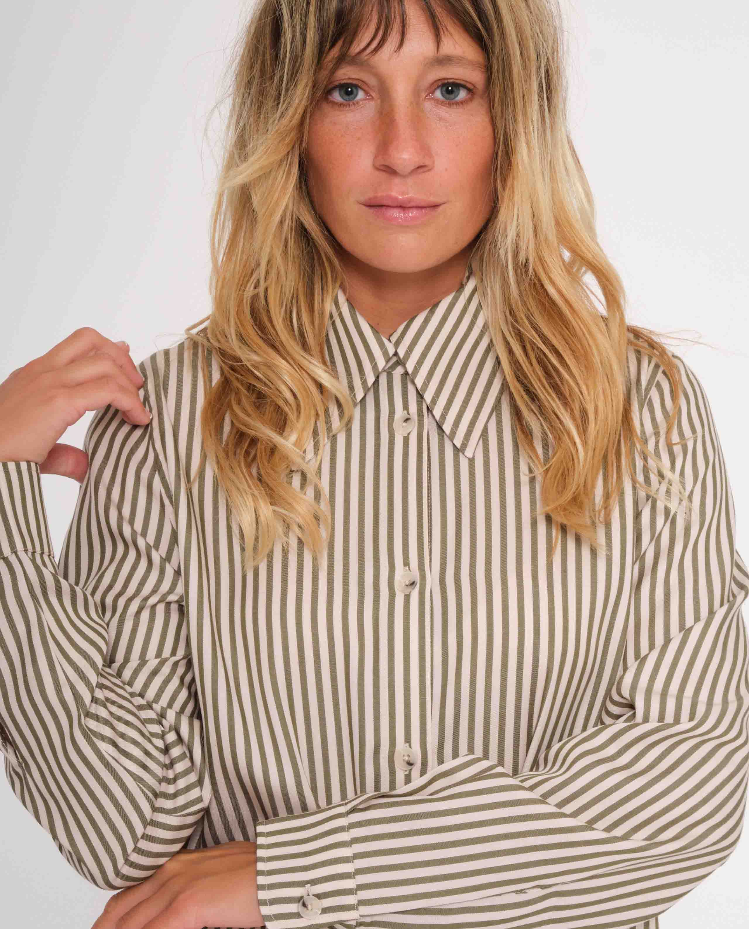 marché commun rotholz femme chemise col italien tencel rayures kaki sable