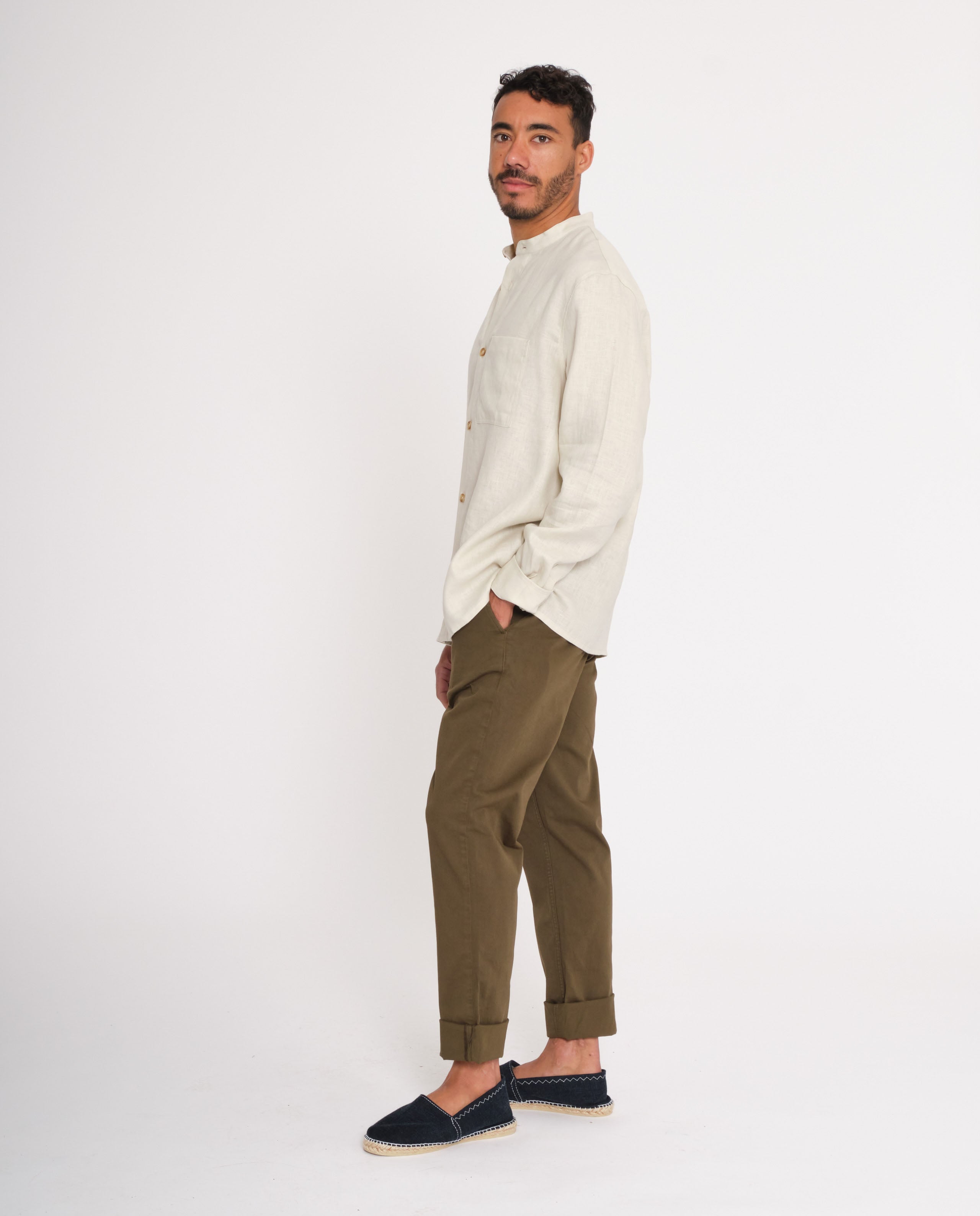 marché commun rotholz homme chemise col mao lin naturel