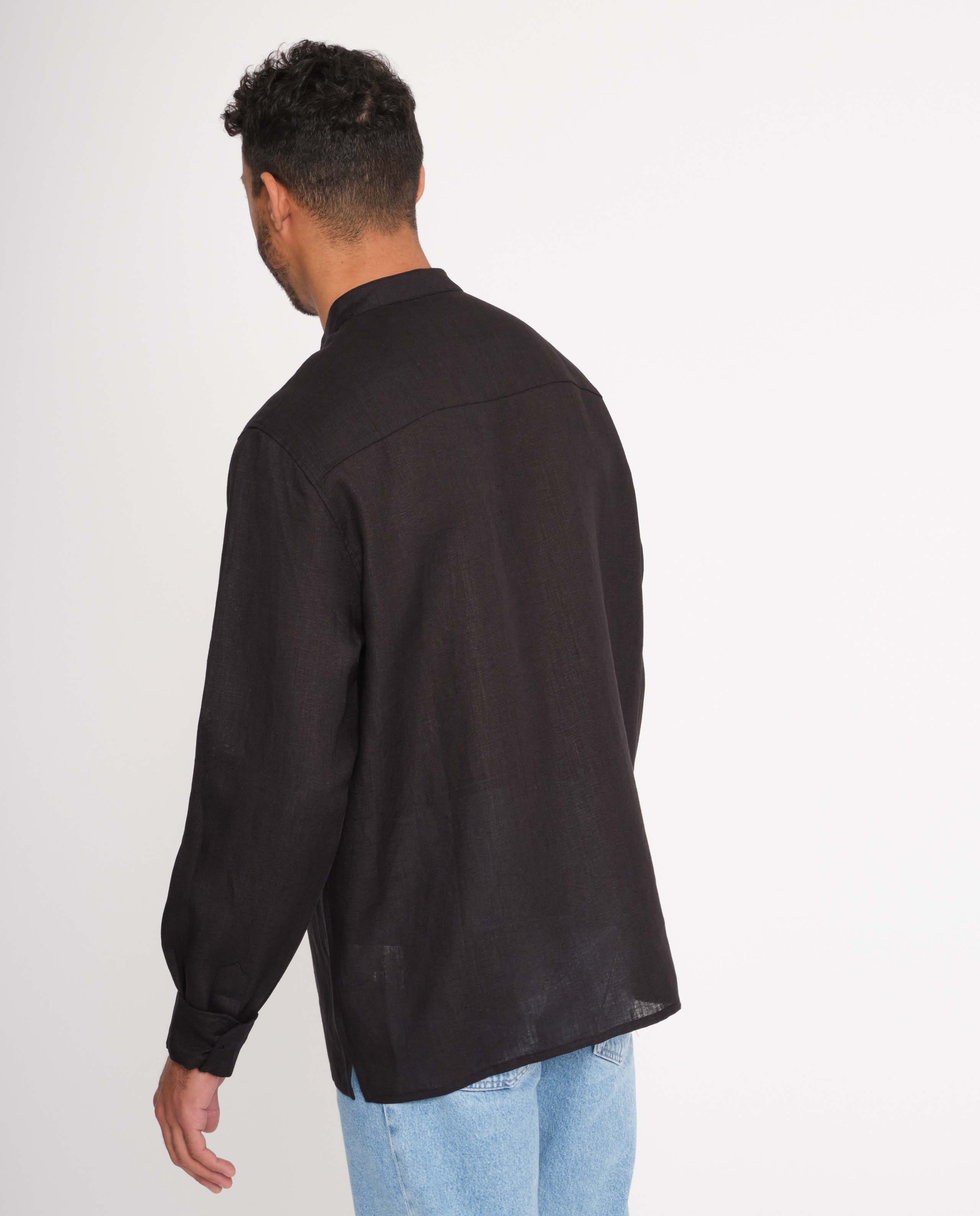 marché commun rotholz homme chemise col mao lin noir