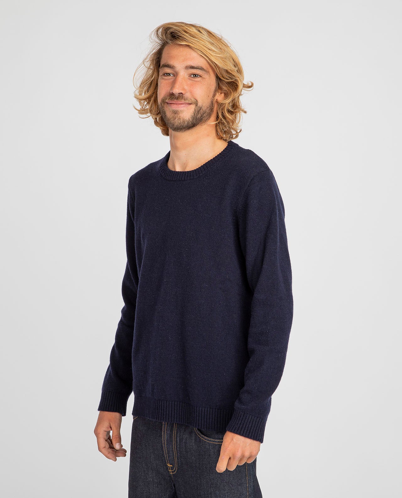marché commun organic basics pull homme laine mérinos recyclée éco-responsable éthique bleu marine