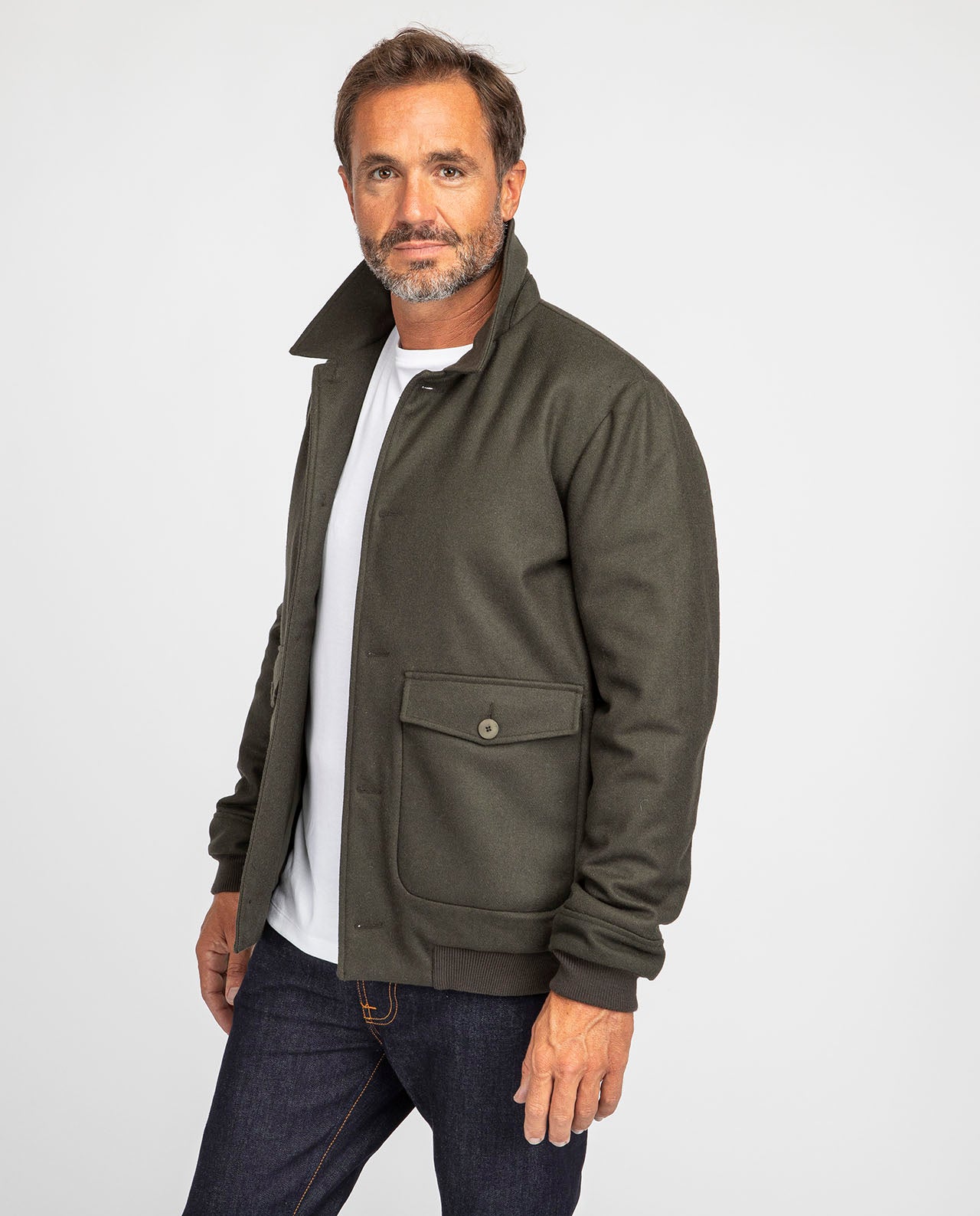 marché commun noyoco veste homme boutonnée laine cachemire recyclés kaki éco-responsable éthique fabriquée en Europe