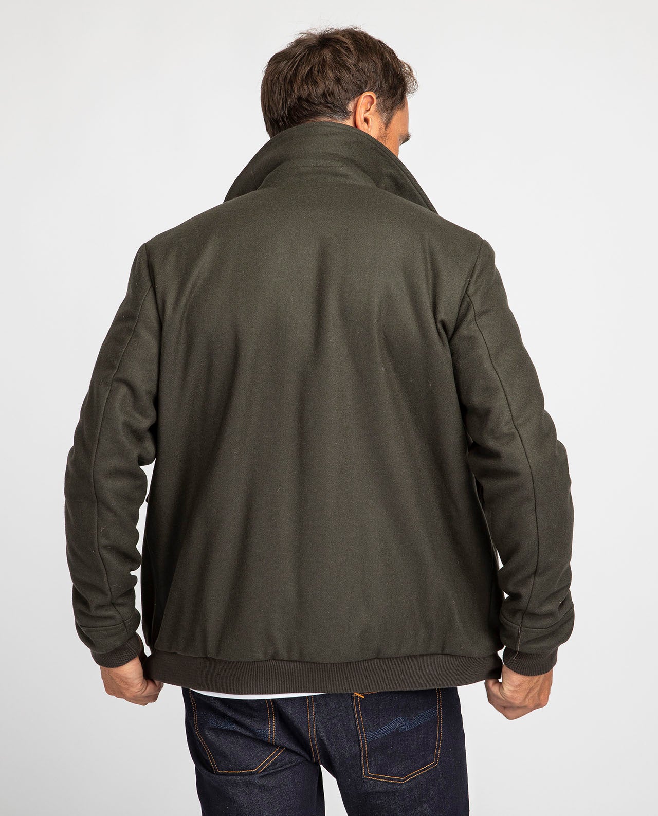 marché commun noyoco veste homme boutonnée laine cachemire recyclés kaki éco-responsable éthique fabriquée en Europe