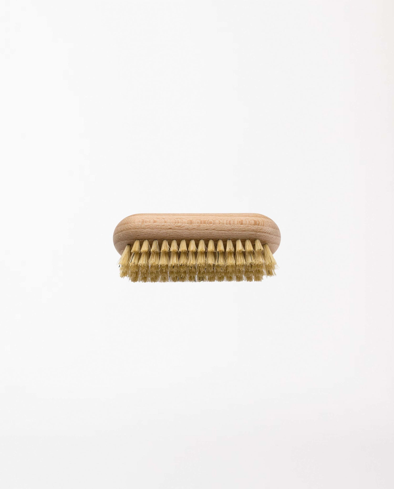 Brosse à ongles en bois de hêtre