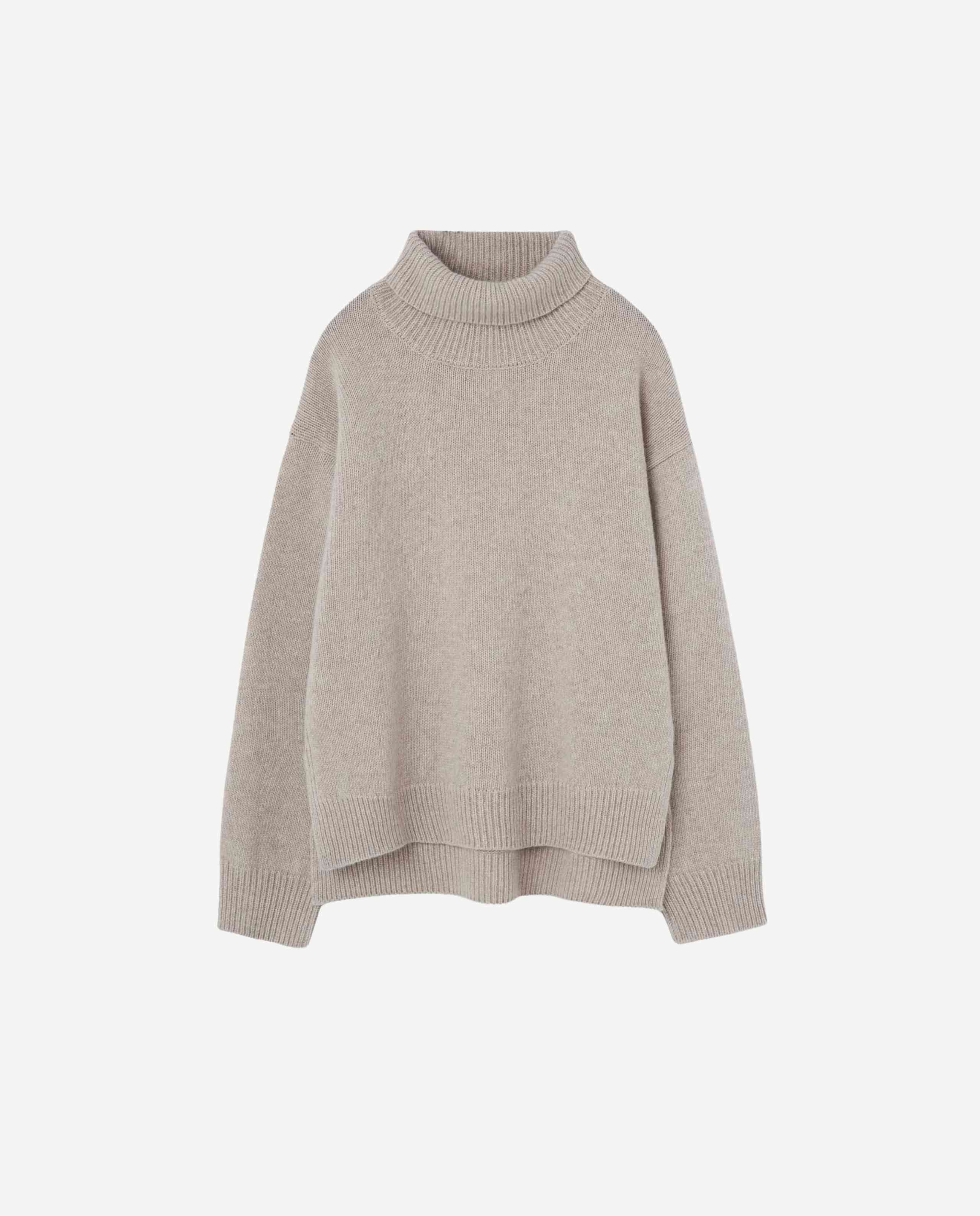 Pull col roulé en maille recyclée