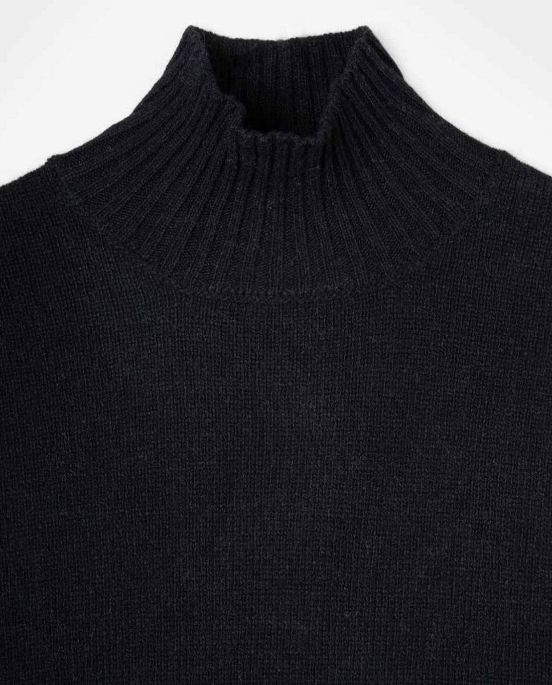 Pull col montant en cachemire et laine recyclés