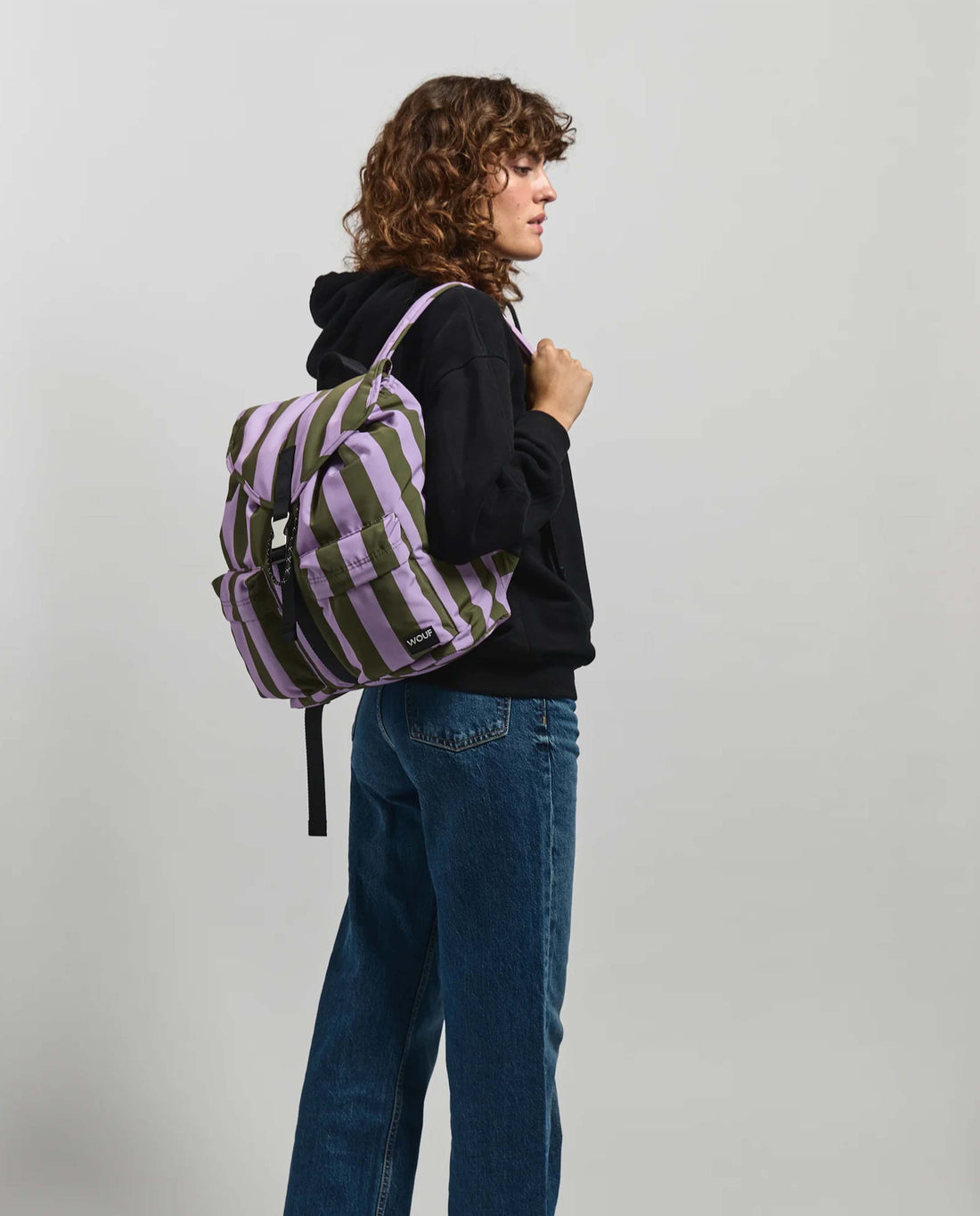 Marché Commun sac à dos backpack niza en tissu recyclé rayé lilas et vert kaki Wouf