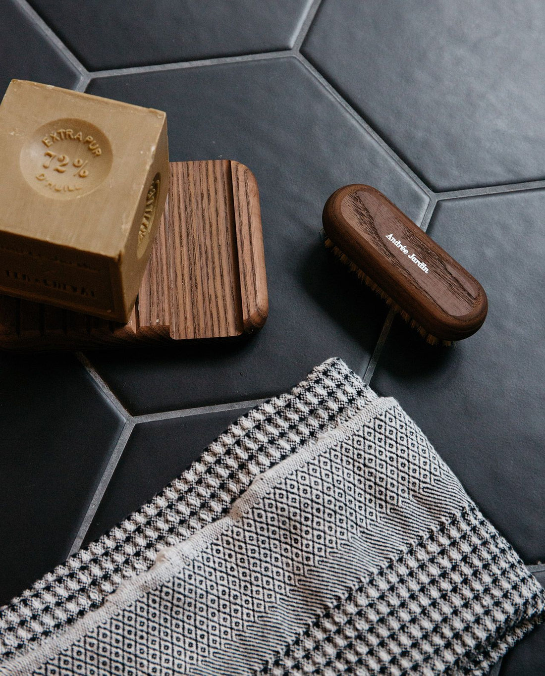 marché commun andrée jardin fer à cheval coffret savon marseille brosse à ongles naturel fabriqué en France