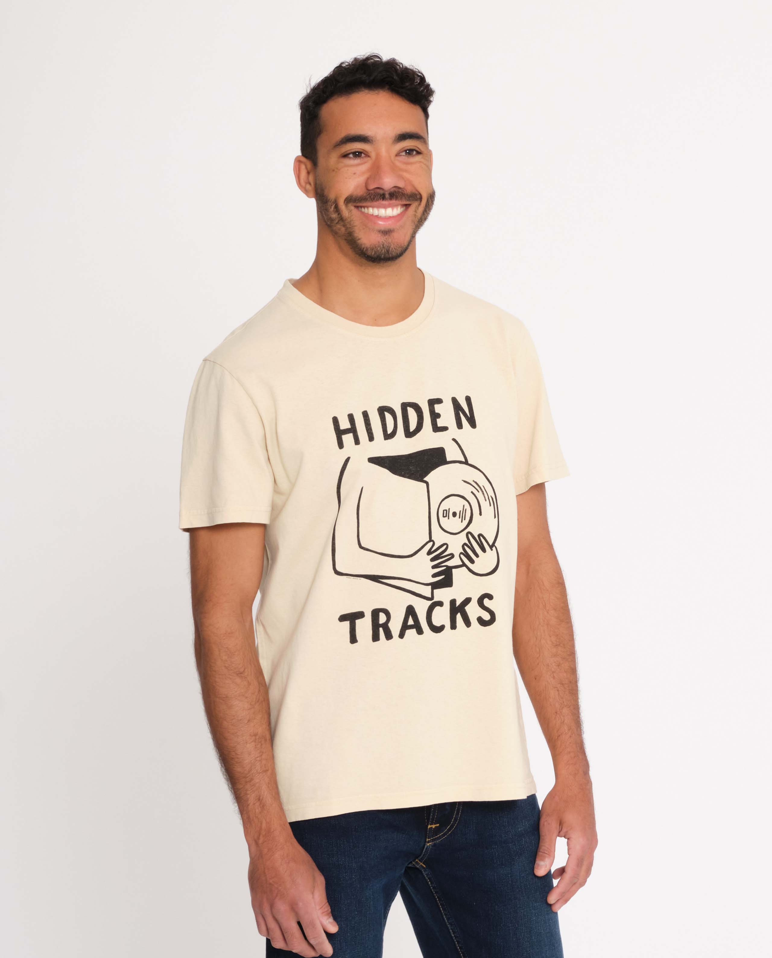 marché commun nudie jean homme t-shirt manches courtes coton biologique beige imprimé hidden tracks