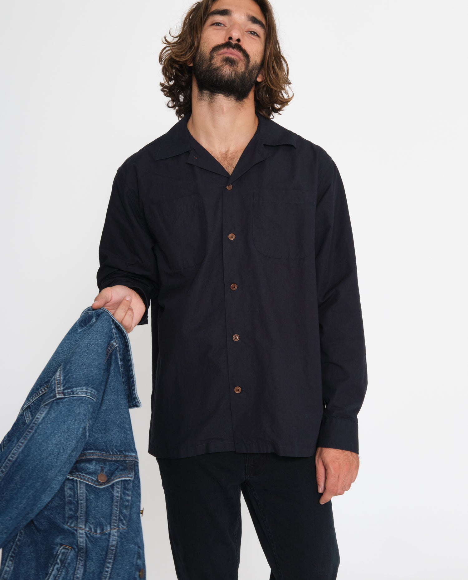 marché commun nudie jeans vincent vacay shirt bleu marine éco-responsable coton biologique lyocell