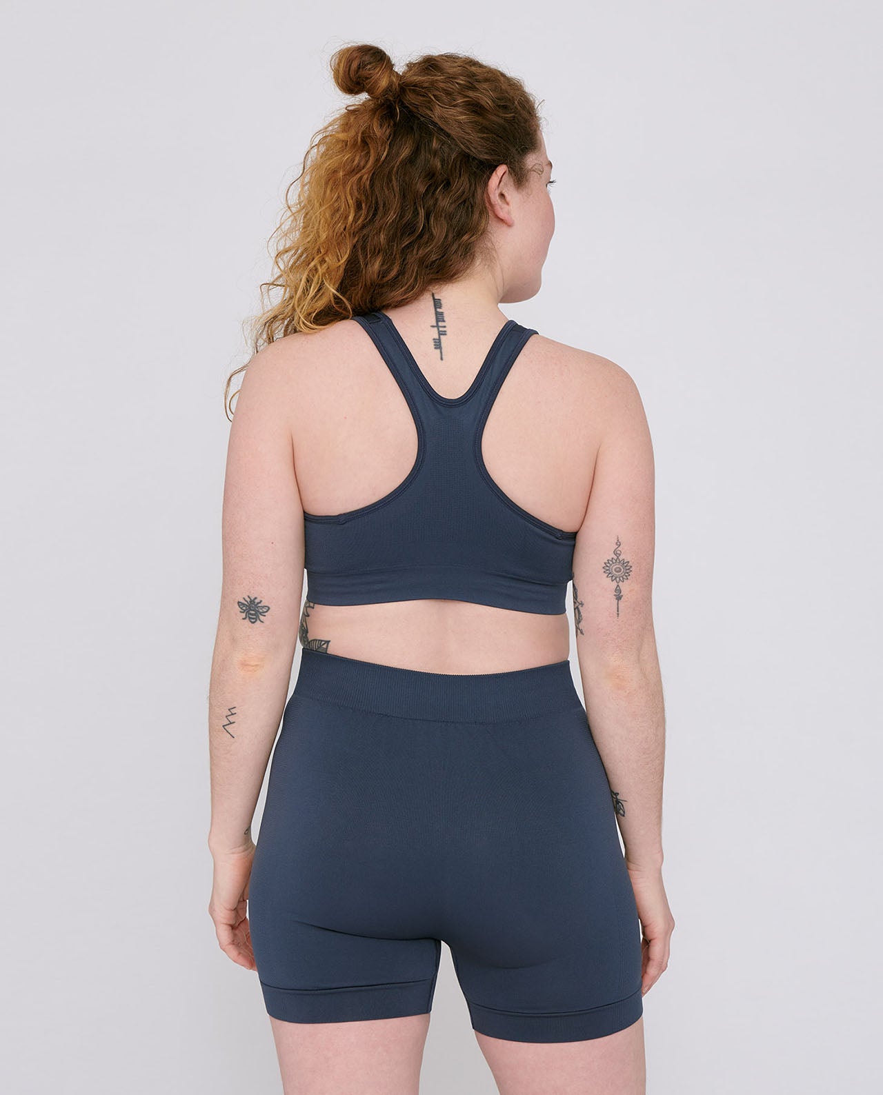 marché commun organic basics brassière femme sport yoga recyclée bleu cendré