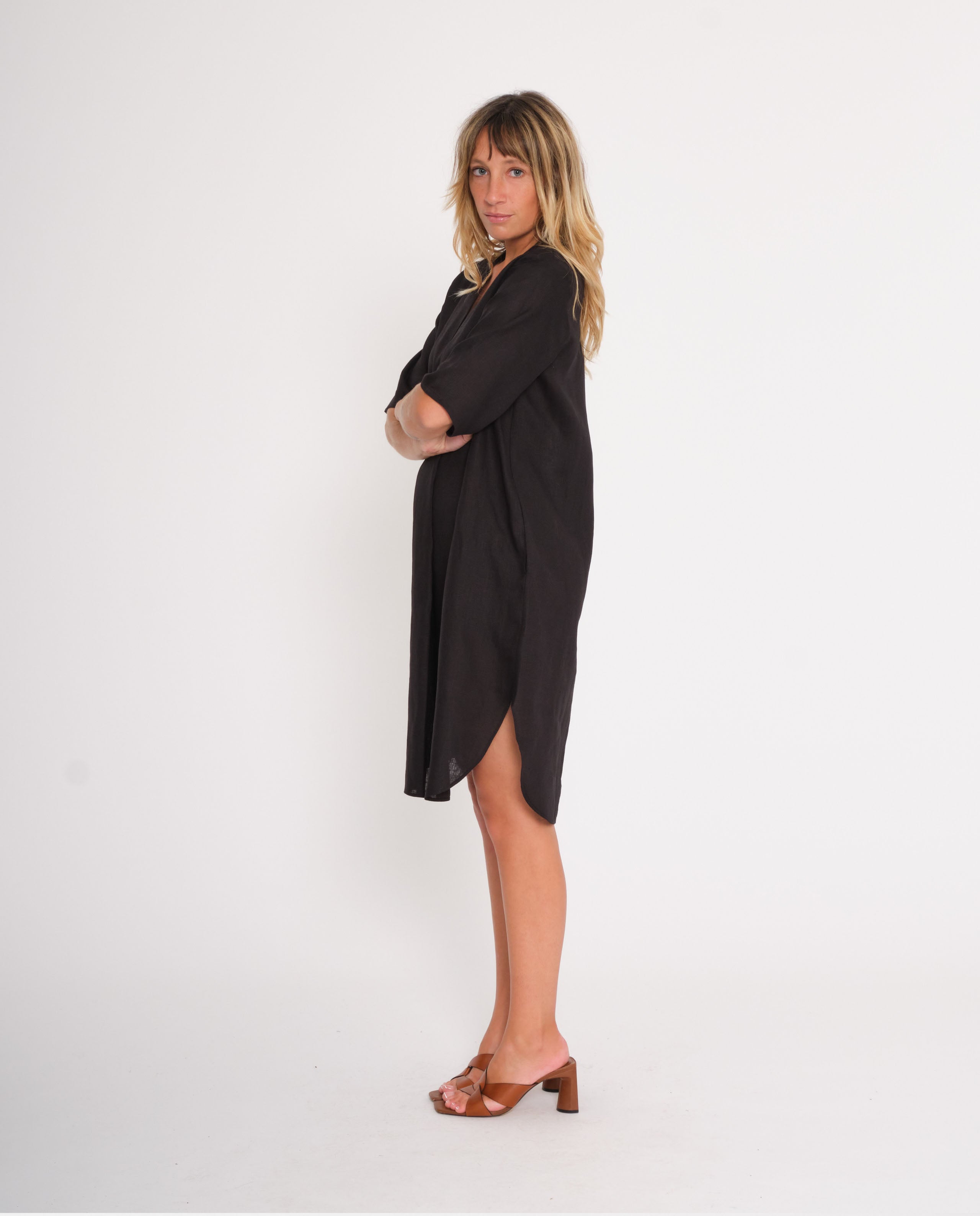 marché commun rotholz femme robe kaftan lin noir