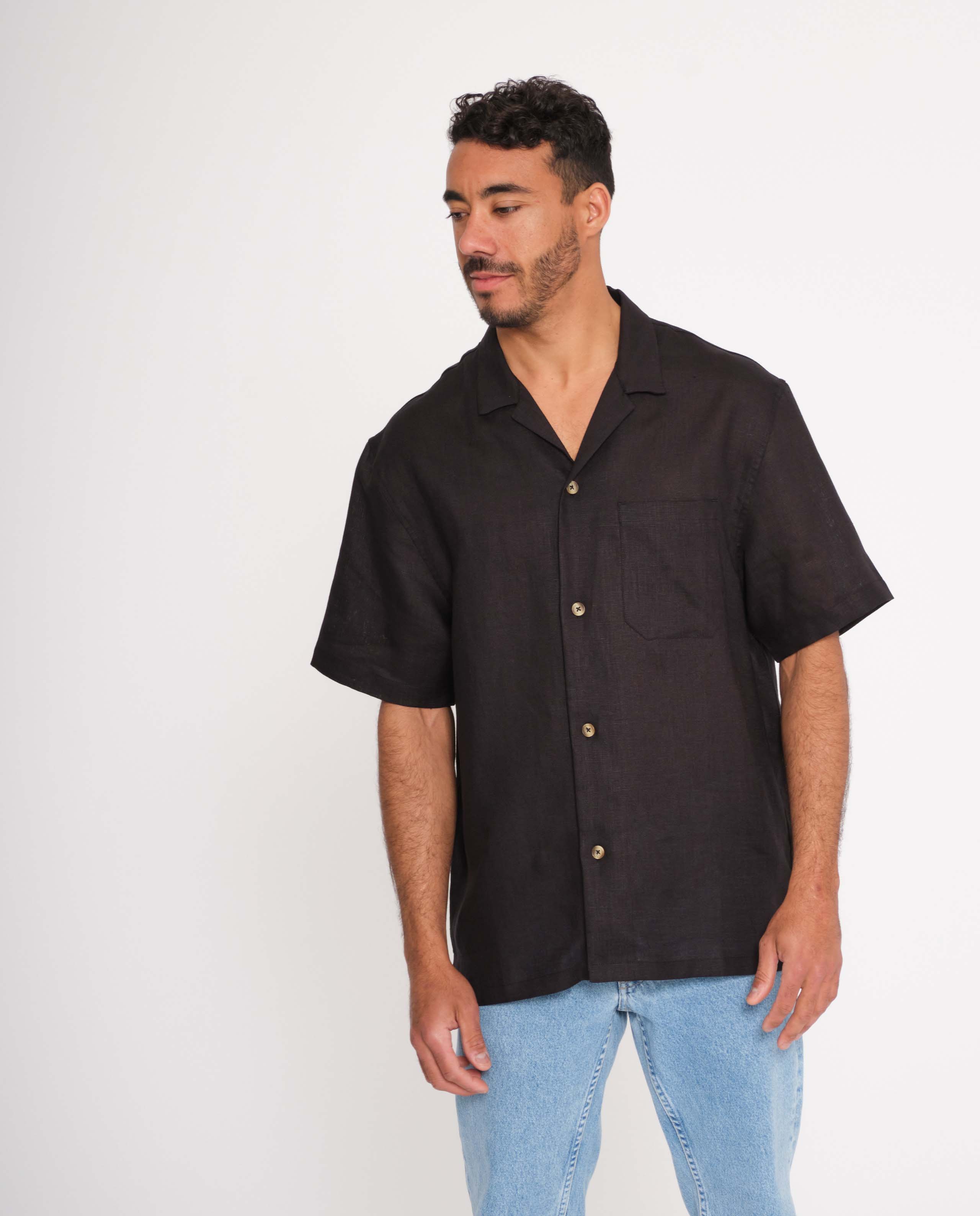 marché commun rotholz homme chemise manches courtes lin noir