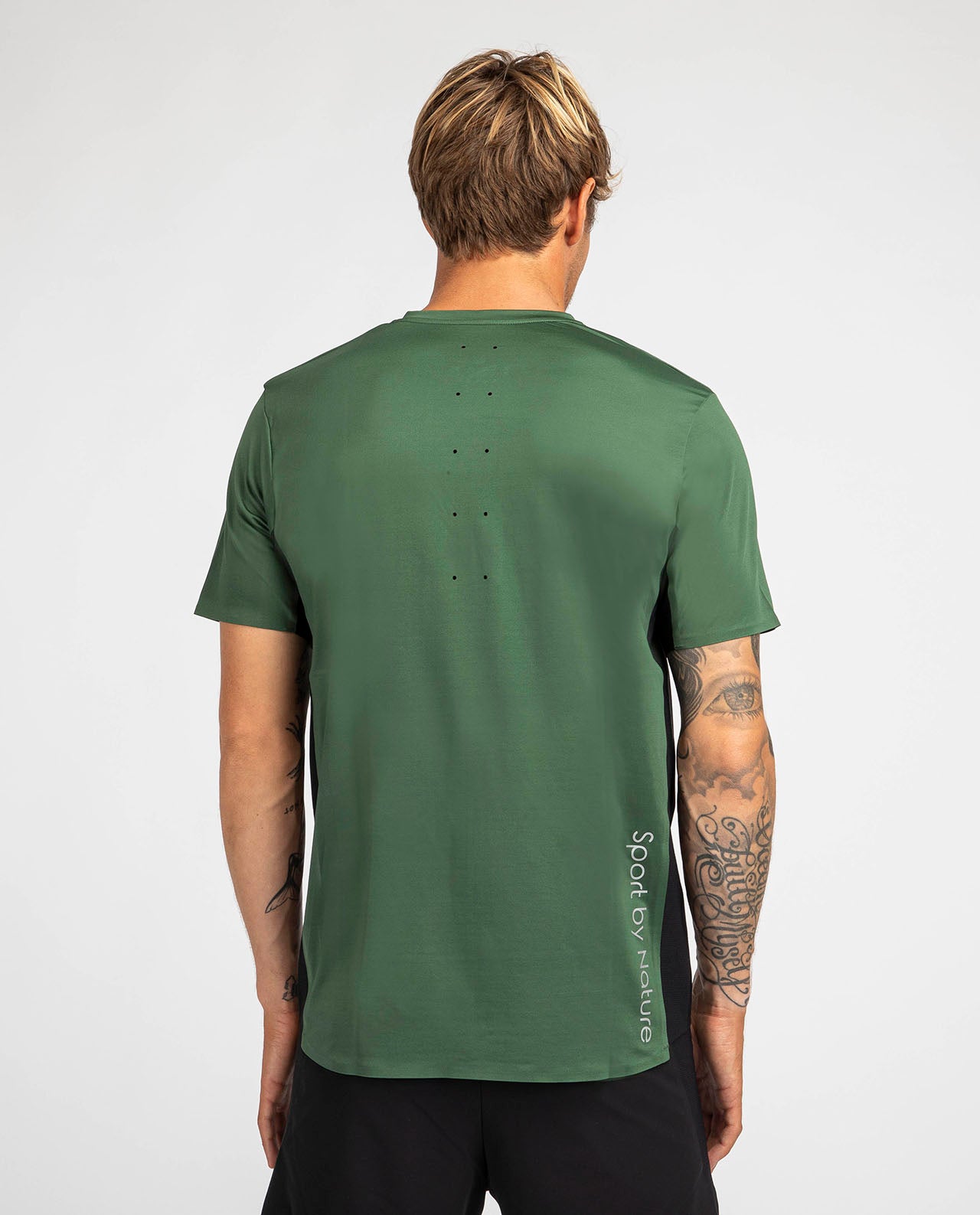 T-Shirt de sport recyclé à col zippé